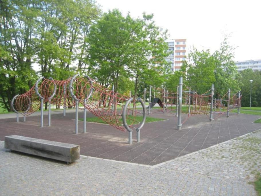 Cozy Friendly Place With Free Parking Prague Exterior photo